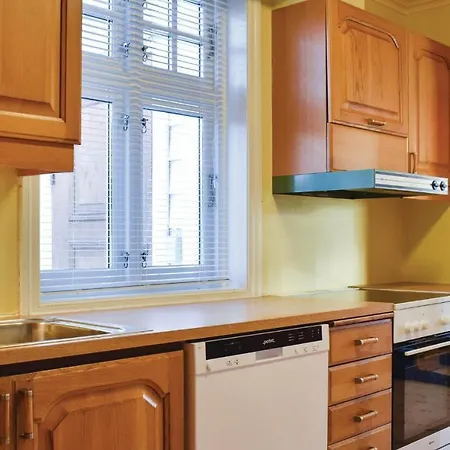 Four Bedroom Holiday In Tysnes Ferienhaus Eldholm
